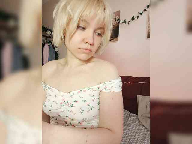 LadyAnny webcam