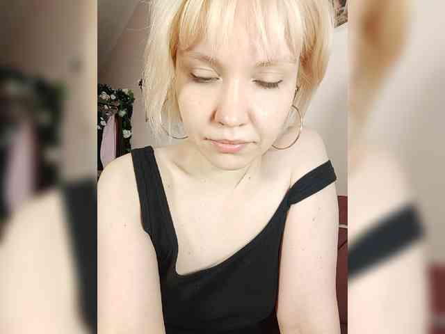 LadyAnny webcam