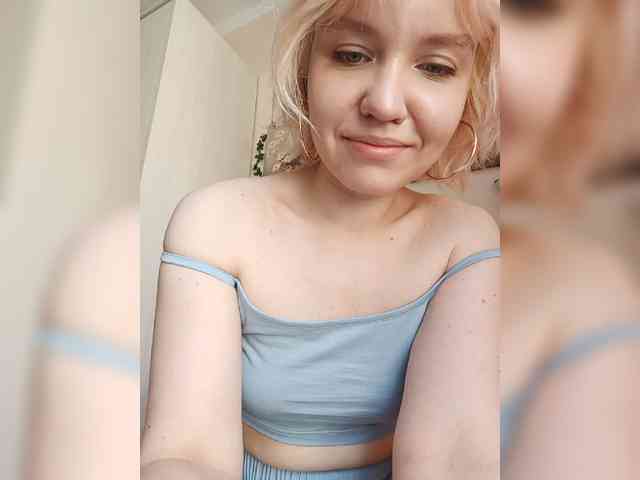LadyAnny webcam