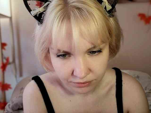 LadyAnny webcam
