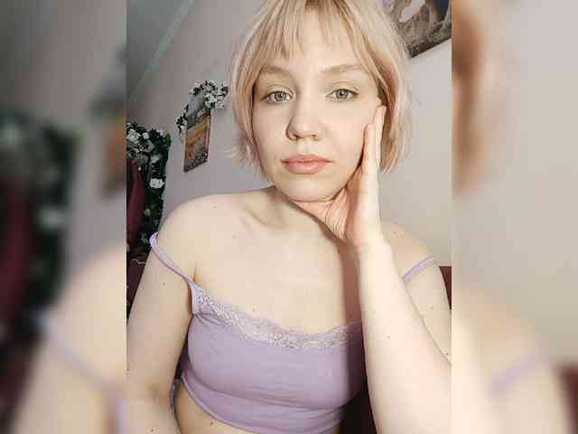 LadyAnny webcam