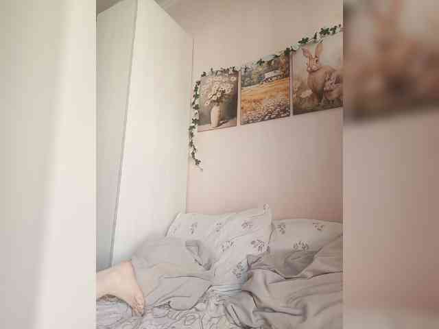 LadyAnny webcam