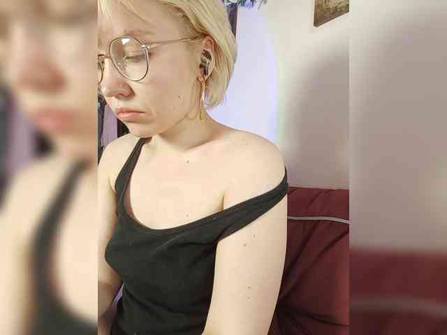 LadyAnny webcam