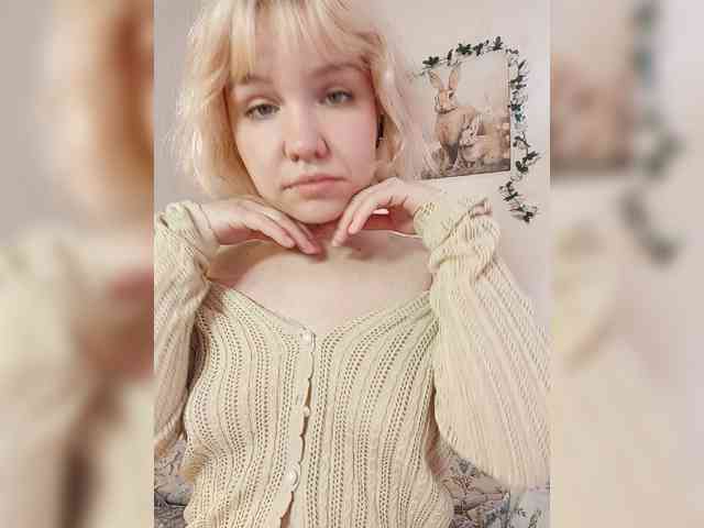 LadyAnny webcam