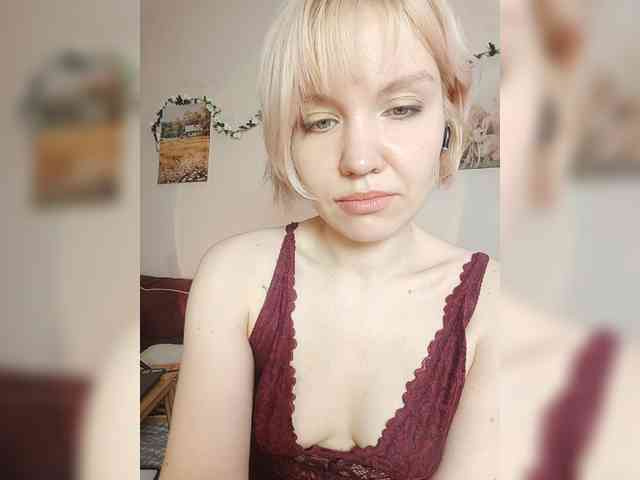 LadyAnny webcam