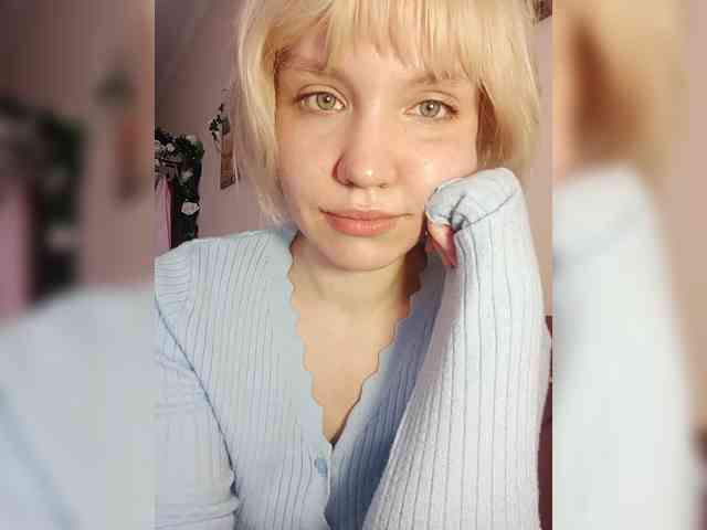 LadyAnny webcam
