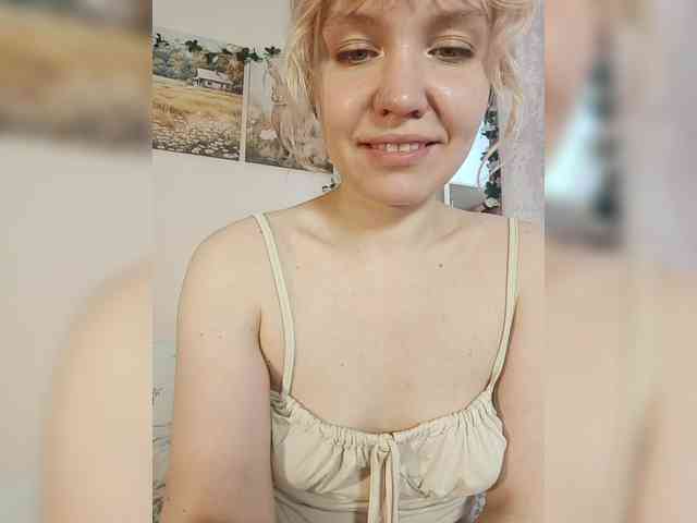 LadyAnny webcam