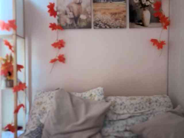 LadyAnny webcam