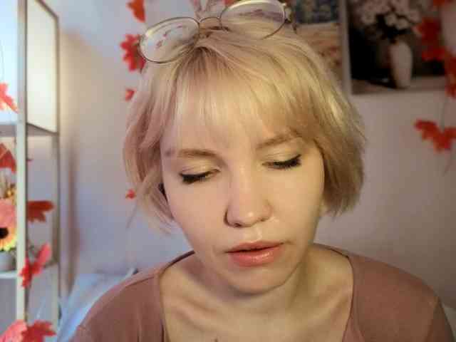 LadyAnny webcam