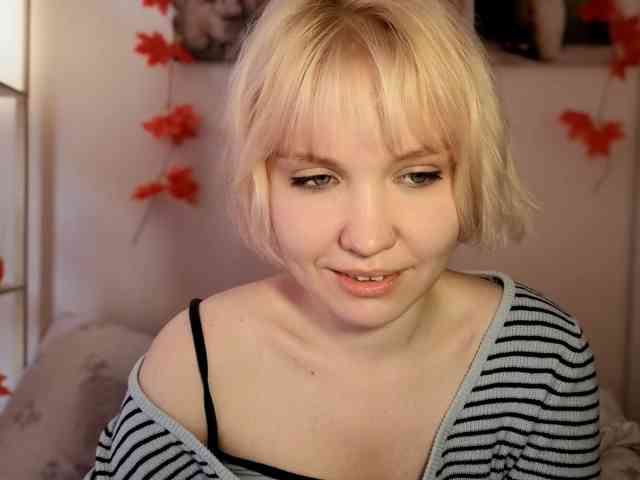 LadyAnny webcam