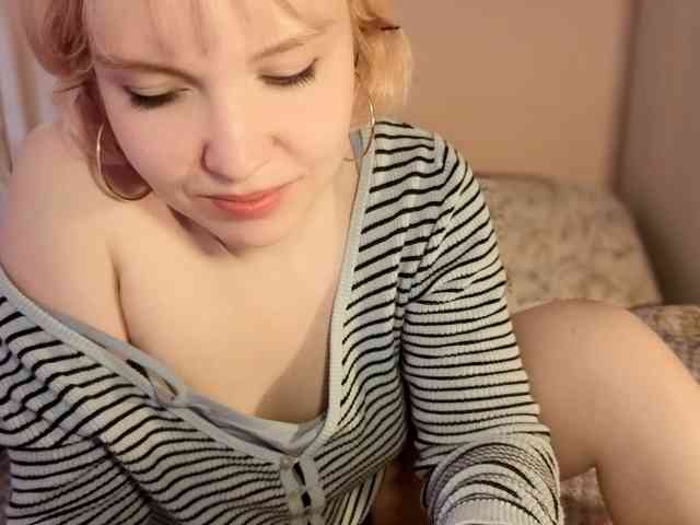 Model: LadyAnny
