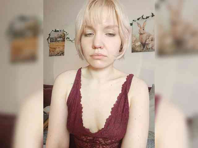 LadyAnny webcam