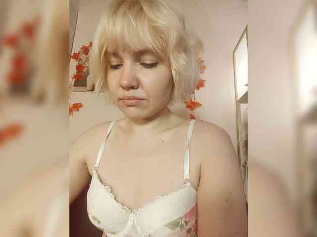 LadyAnny webcam