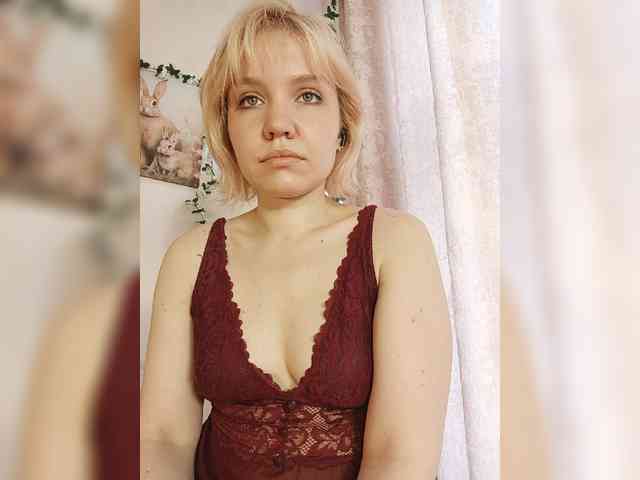 LadyAnny webcam