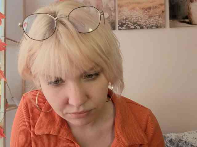 LadyAnny webcam