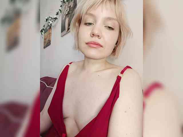 LadyAnny webcam