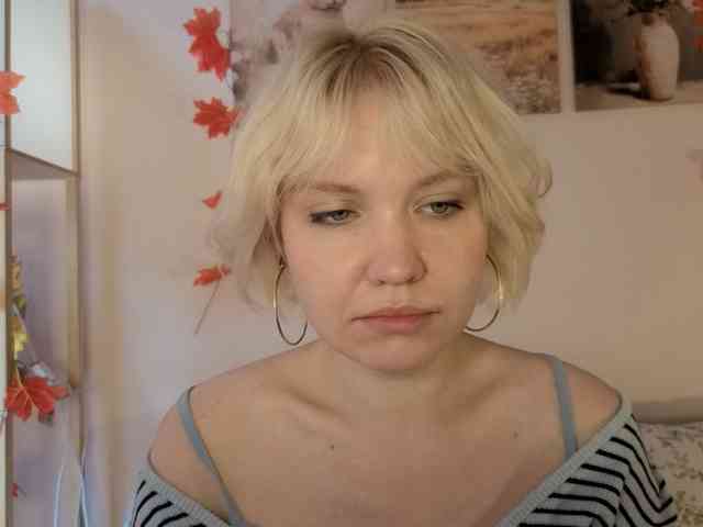 LadyAnny webcam