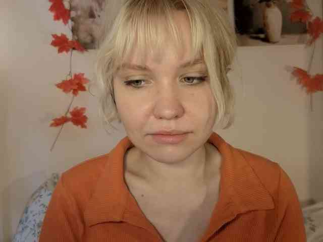 LadyAnny webcam