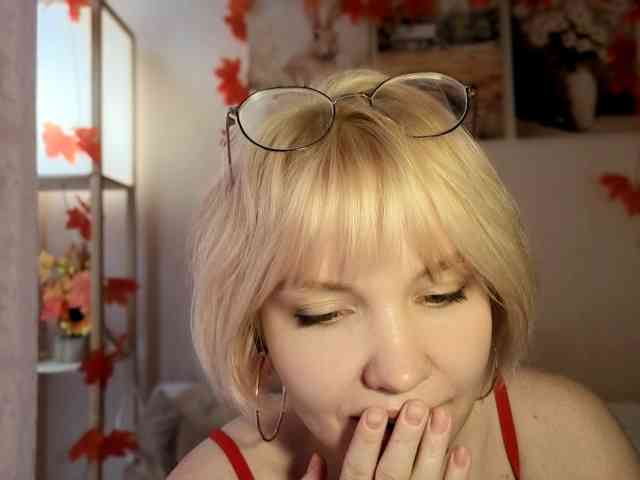 LadyAnny webcam