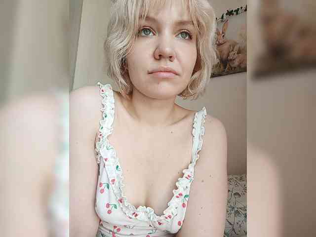 LadyAnny webcam