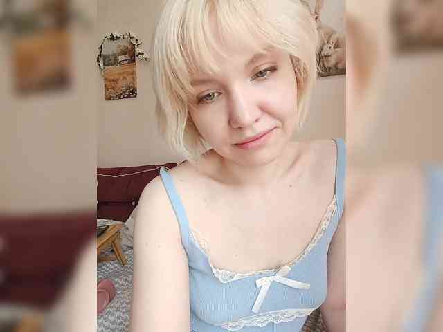LadyAnny webcam