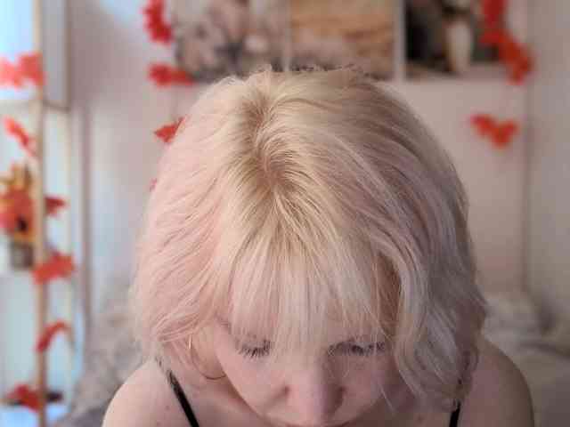 LadyAnny webcam