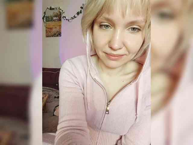 LadyAnny webcam