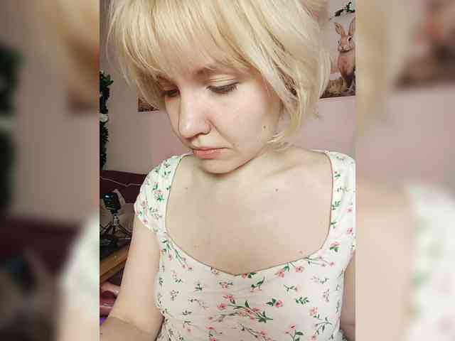 LadyAnny webcam