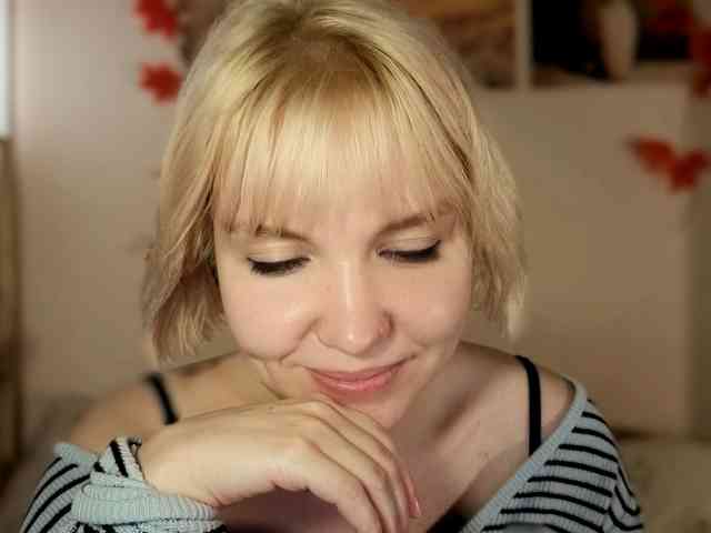 LadyAnny webcam