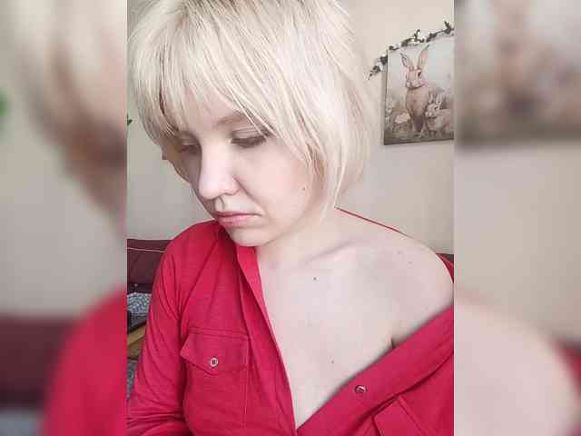 LadyAnny webcam