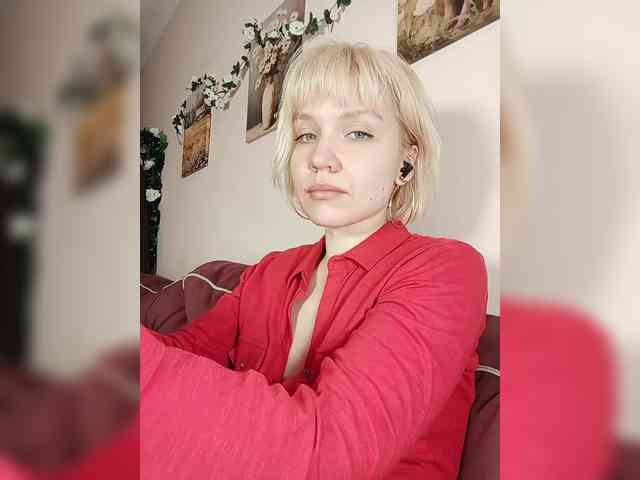 LadyAnny webcam