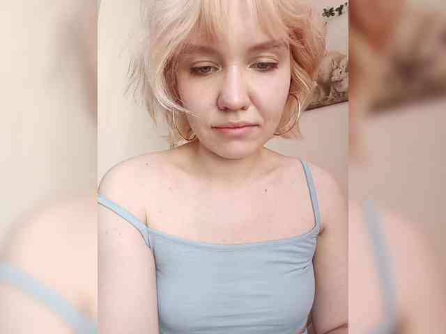 LadyAnny webcam