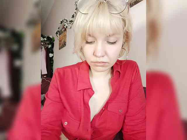 LadyAnny webcam
