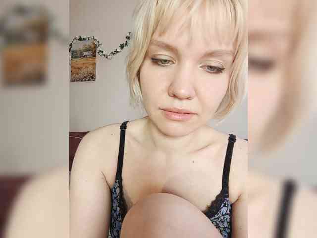 LadyAnny webcam