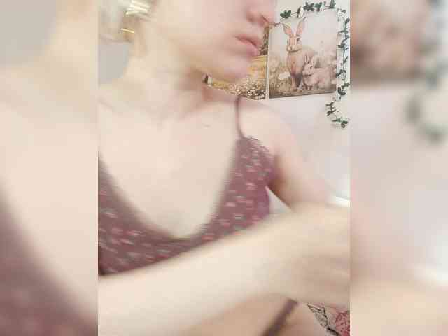 LadyAnny webcam