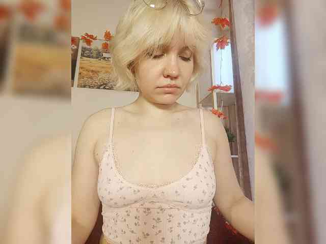 LadyAnny webcam