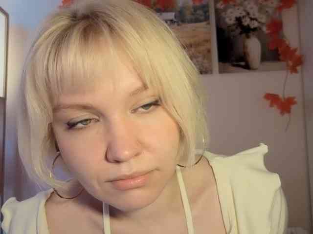 LadyAnny webcam