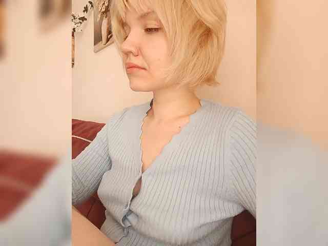 LadyAnny webcam