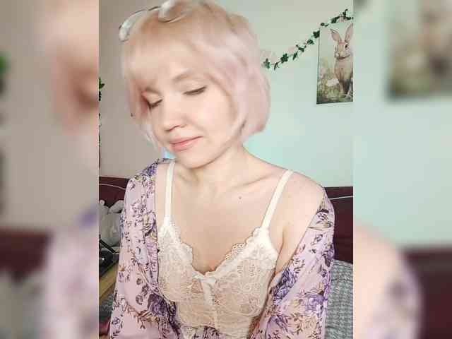 LadyAnny webcam