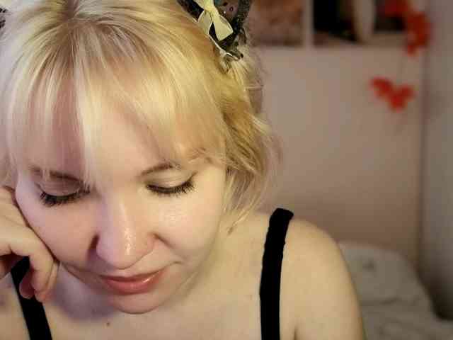 LadyAnny webcam
