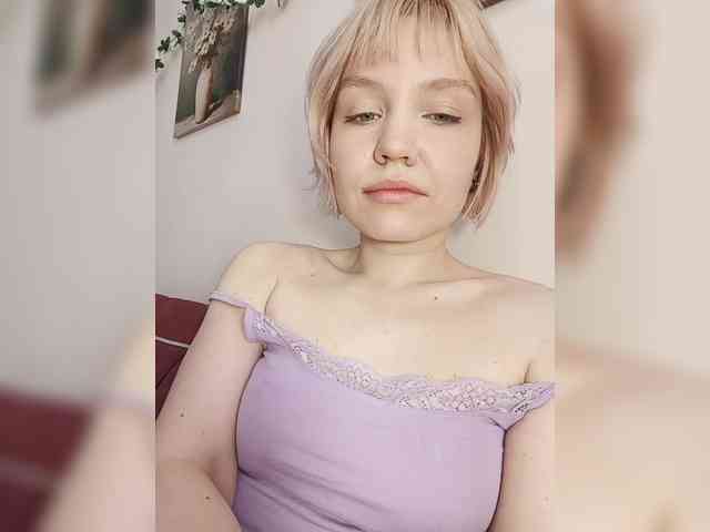 LadyAnny webcam