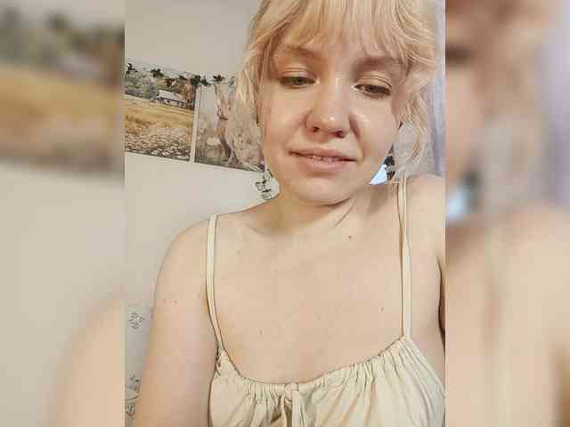 LadyAnny webcam