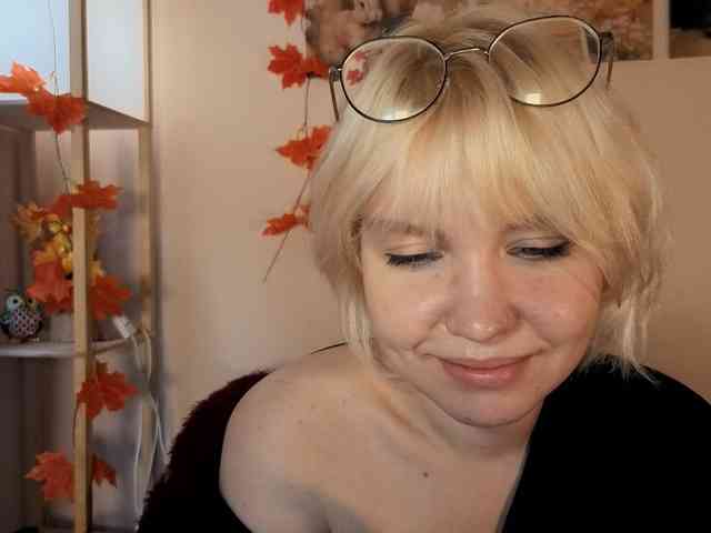 Tikoffka - Girl 