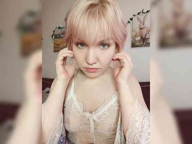 LadyAnny webcam