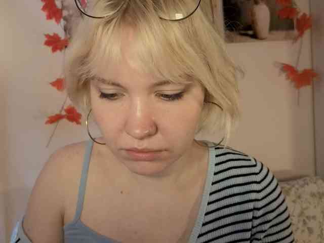 LadyAnny webcam