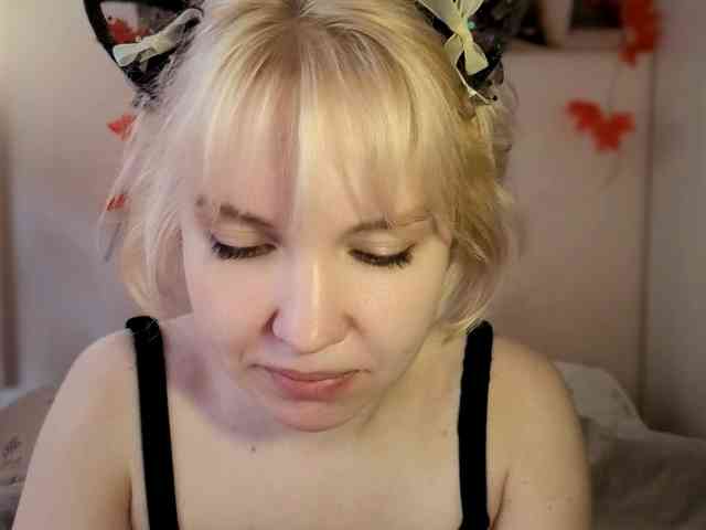 LadyAnny webcam