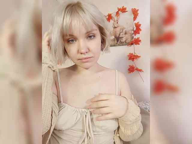 LadyAnny webcam