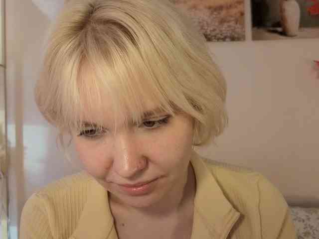LadyAnny webcam