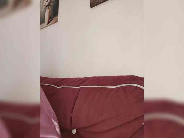 LadyAnny webcam