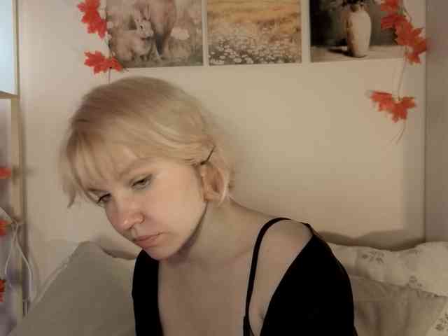 LadyAnny webcam